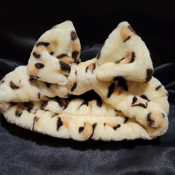 Cheetah print head band - Picture 2 of 3